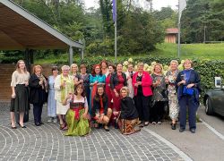 Soroptimist 100 J 014