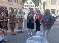 Soroptimist 100 J 072