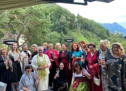 Soroptimist 100 J 163