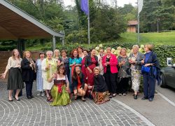 Soroptimist 100 J 168