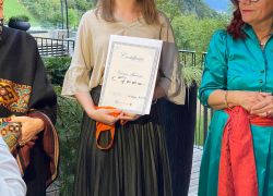 Soroptimist 100 J 176