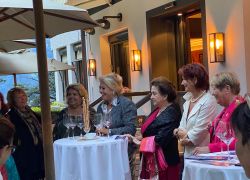 Soroptimist 100 J 179